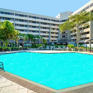 Doubletree By Hilton Rocky Point Waterfront Hotel Tampa