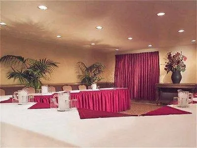 Holiday Inn Express Hotel & Suites Scottsdale - Old Town, An Ihg Hotel 3*,  United States
