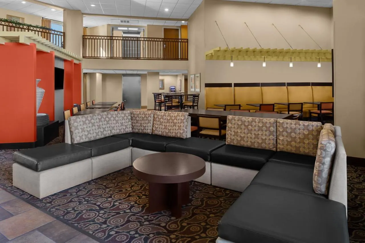 Holiday Inn Express Hotel & Suites Scottsdale - Old Town, An Ihg Hotel 3*,