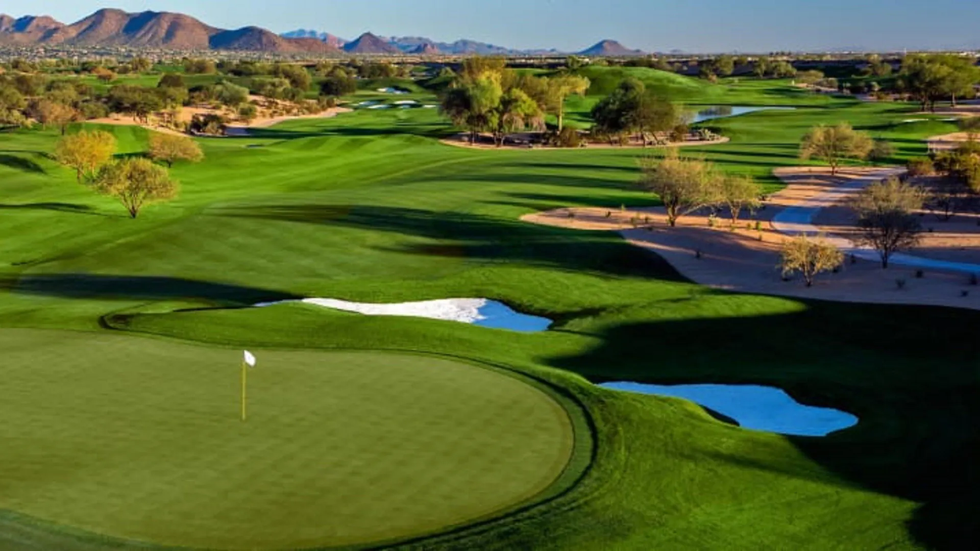 Holiday Inn Express Hotel & Suites Scottsdale - Old Town, An Ihg Hotel 3*,