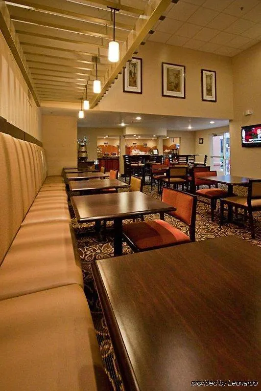 Holiday Inn Express Hotel & Suites Scottsdale - Old Town, An Ihg Hotel 3*,